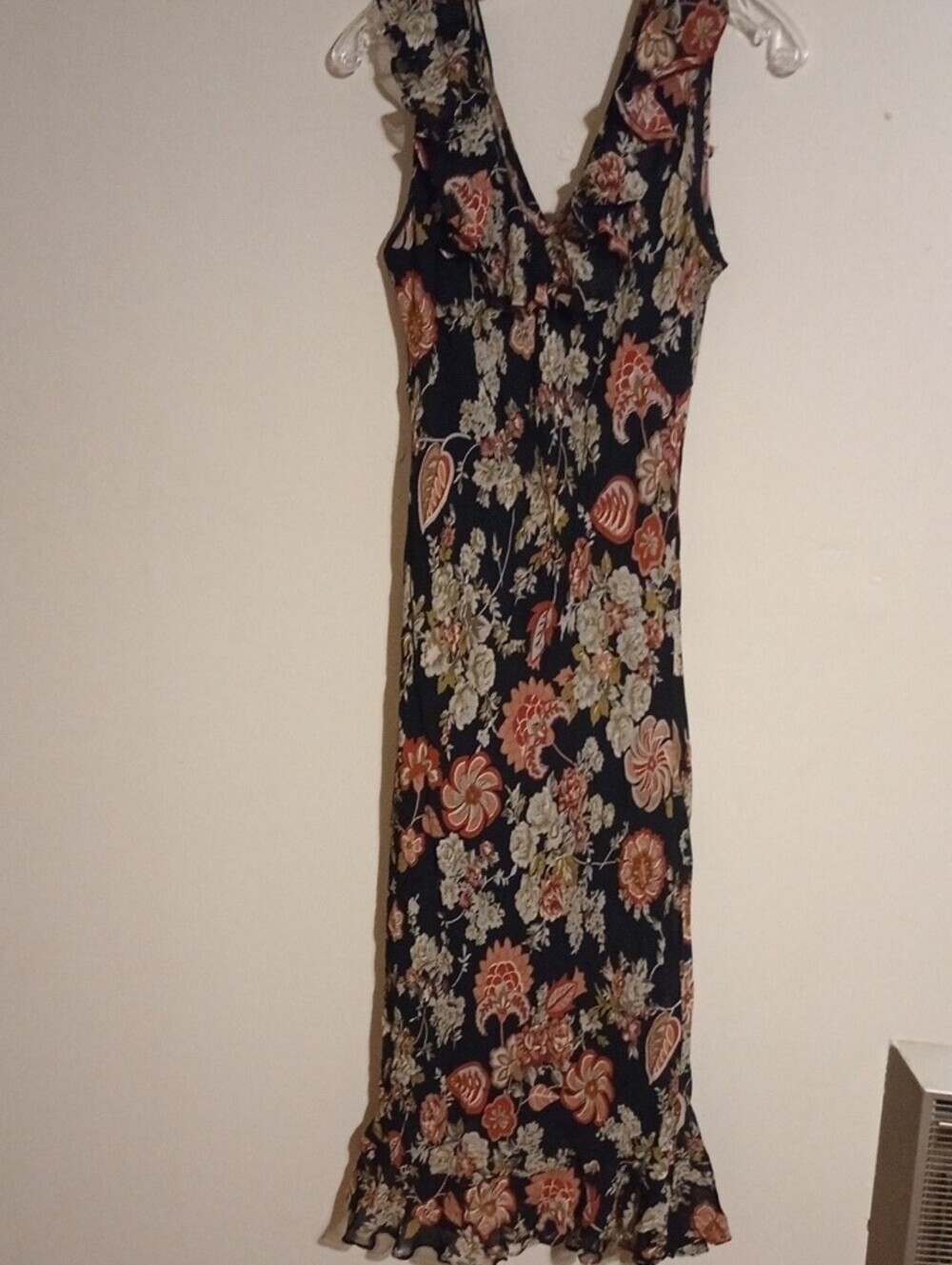 Black Floral Maxi Dress with Ruffle V-Neck Size Med